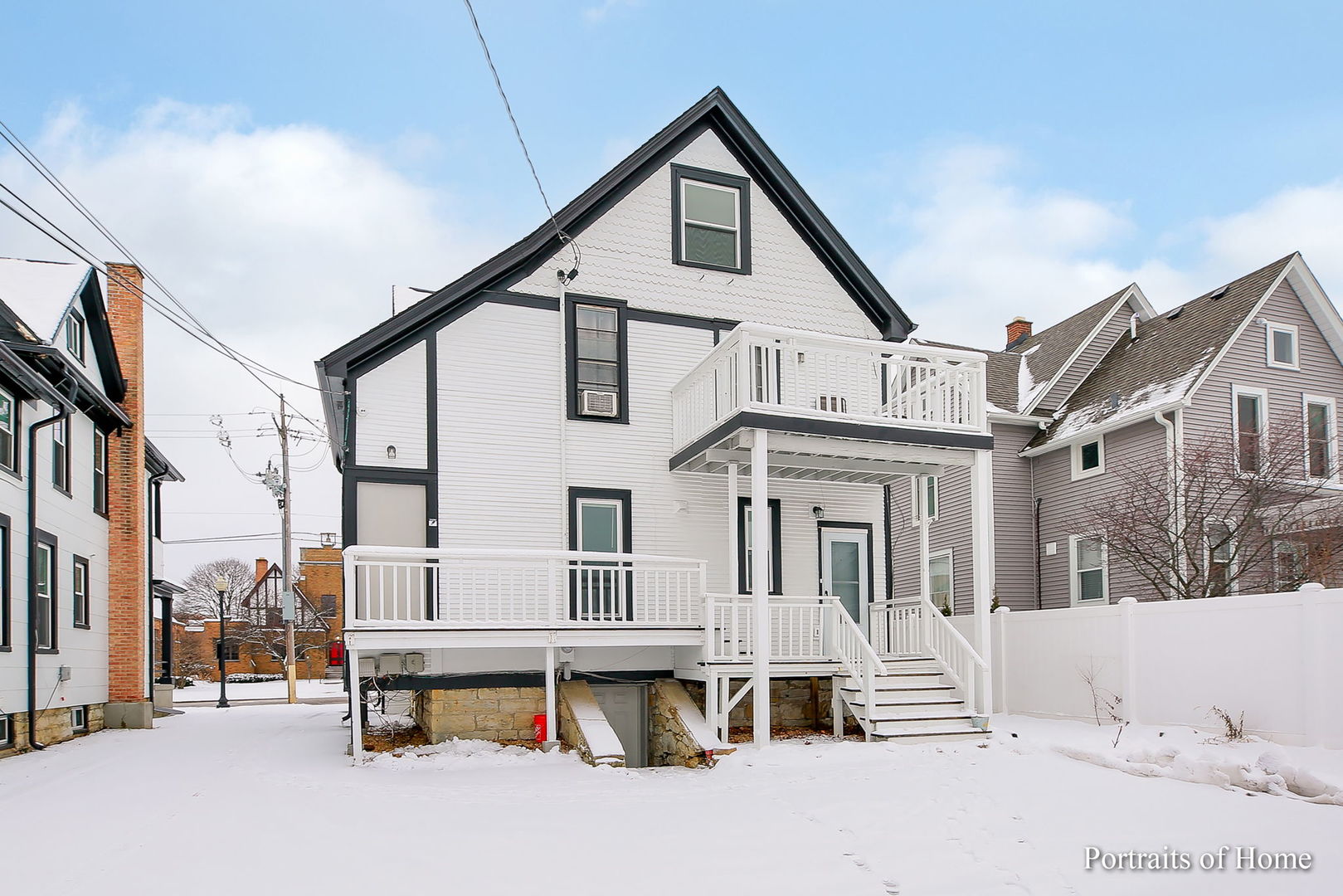 127 N West Street, Wheaton, IL 60187