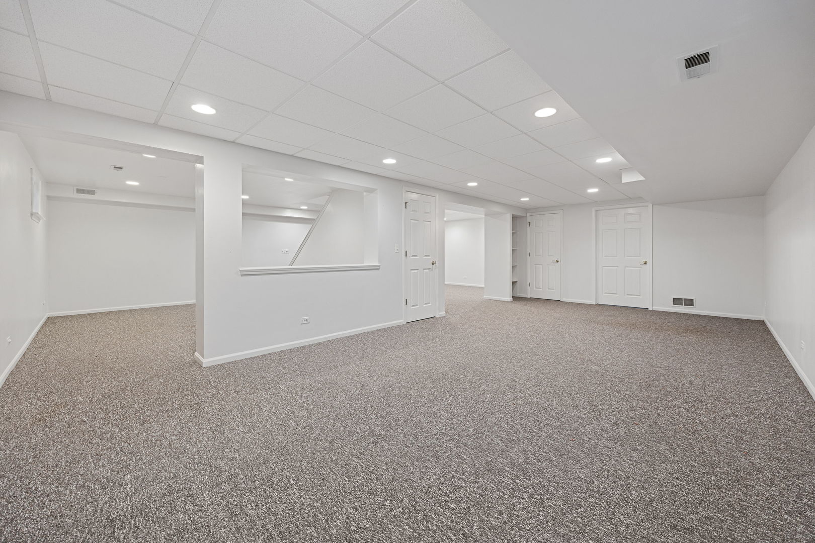 1611 Frost Lane, Naperville, IL 60564