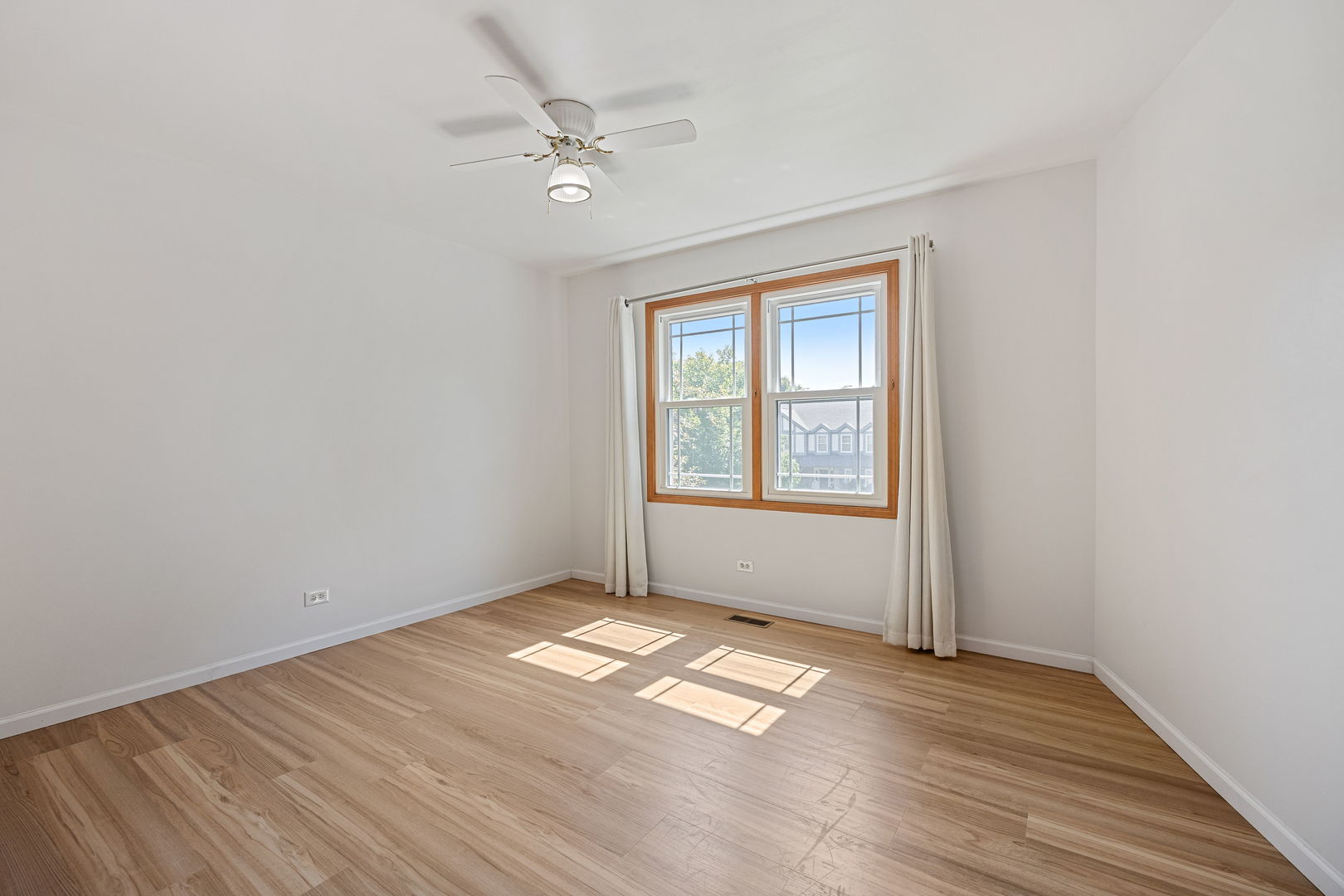 1611 Frost Lane, Naperville, IL 60564