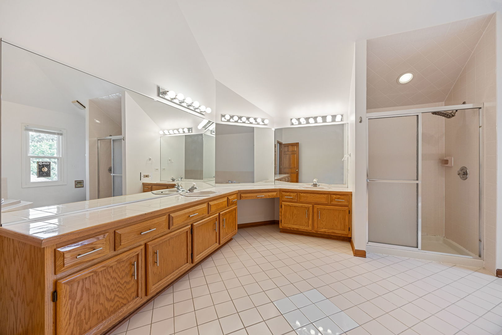 1611 Frost Lane, Naperville, IL 60564