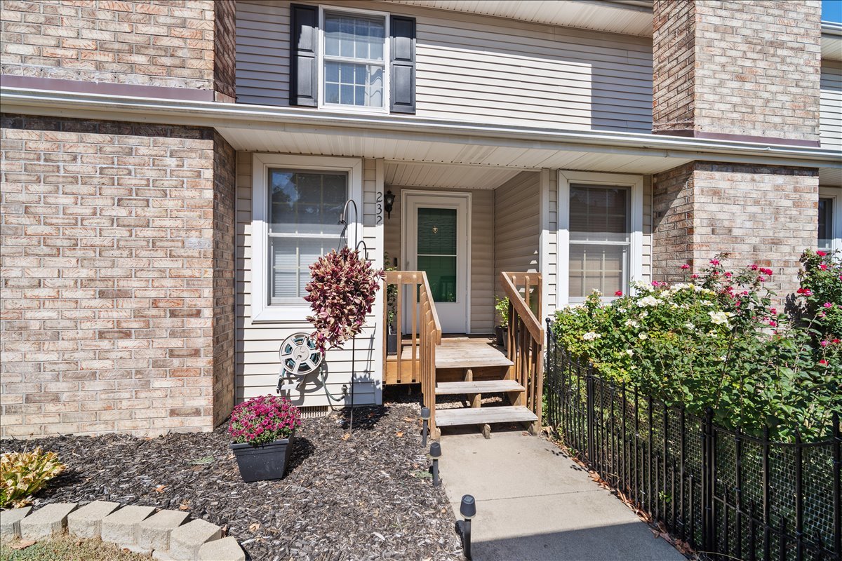 903 N Linden Street #232, Normal, IL 61761