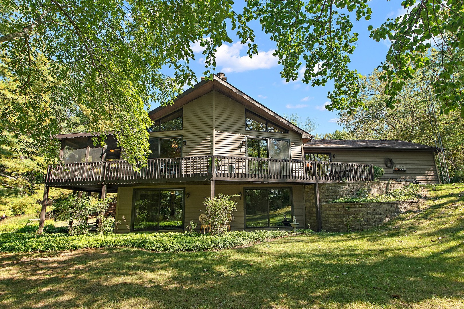 2085 Island Drive, Morris, IL 60450