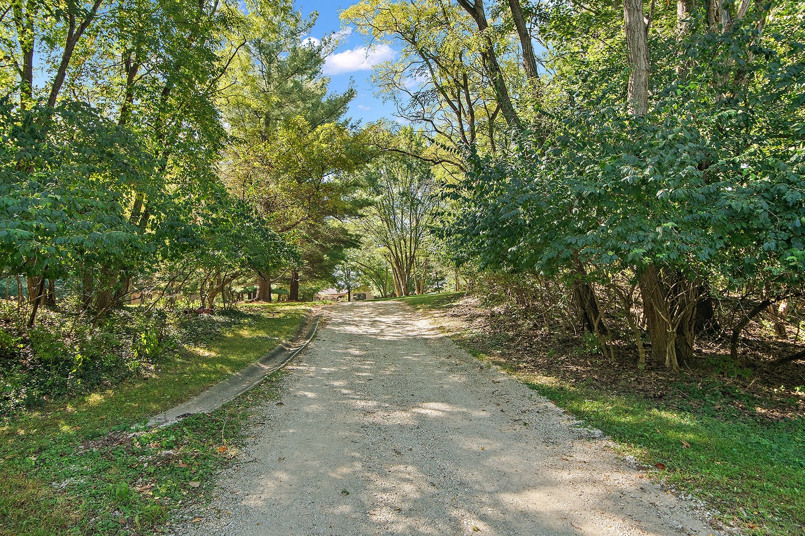 2085 Island Drive, Morris, IL 60450