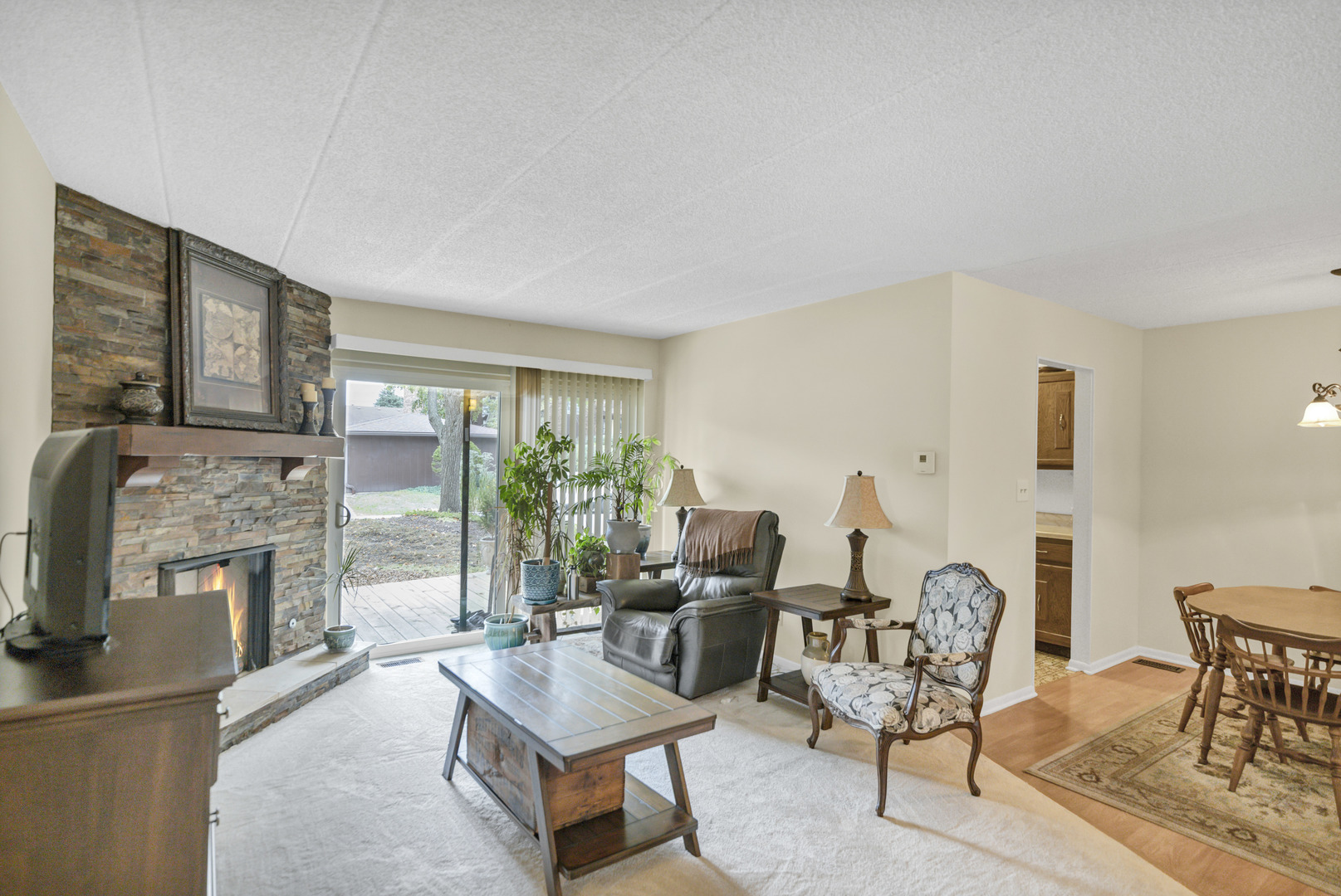 55 W 64th Street #102, Westmont, IL 60559