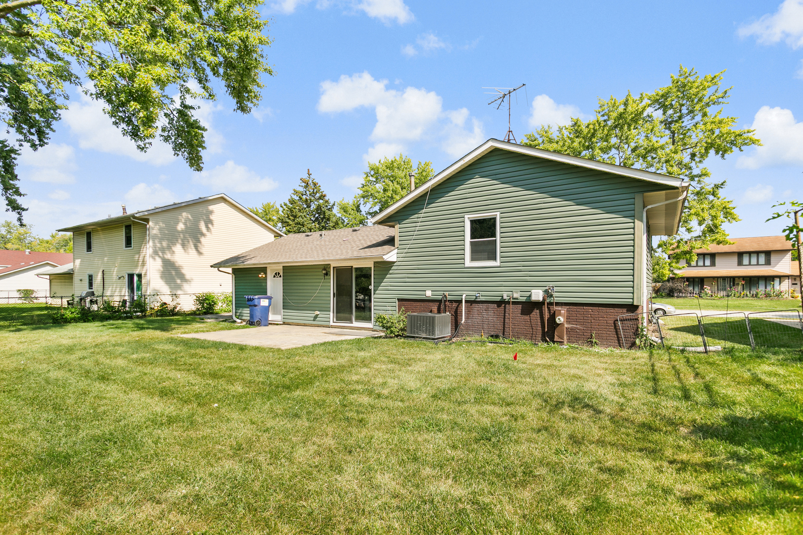 856 Notre Dame Drive, Matteson, IL 60443