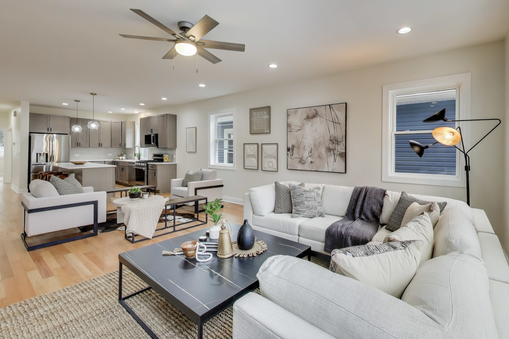 2229 Harvey Avenue, Berwyn, IL 60402