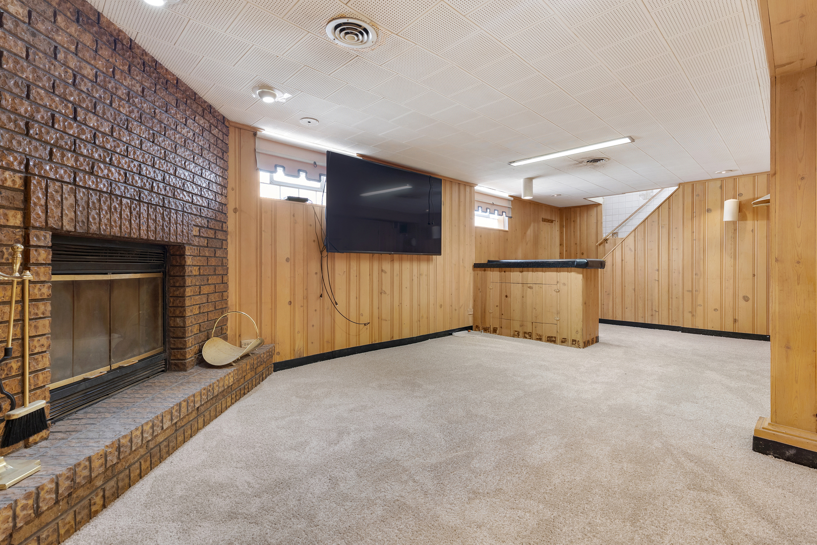 9117 S Clifton Park Avenue, Evergreen Park, IL 60805