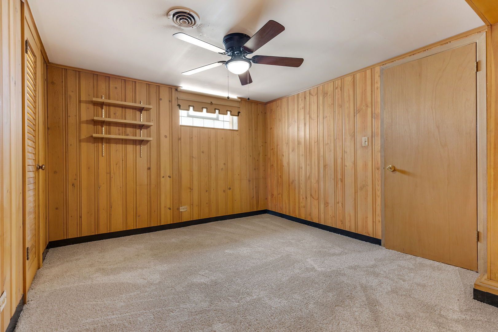 9117 S Clifton Park Avenue, Evergreen Park, IL 60805