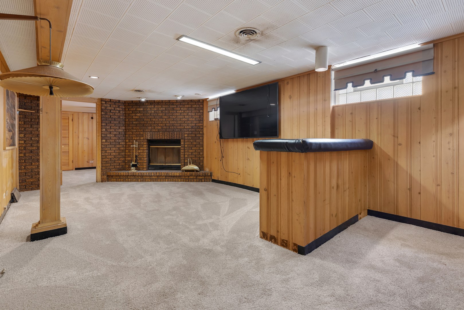 9117 S Clifton Park Avenue, Evergreen Park, IL 60805