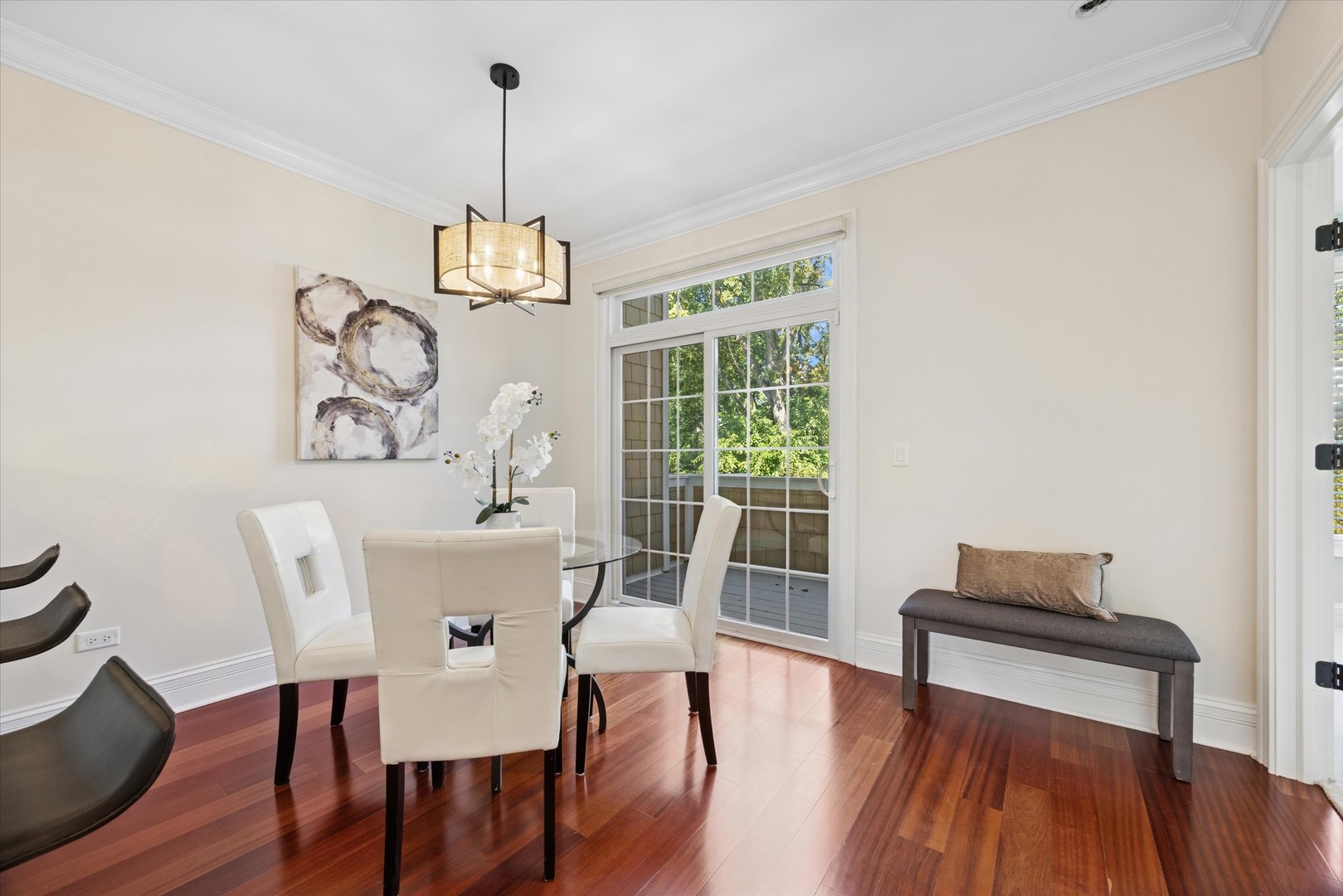 80 W Kennedy Lane #304, Hinsdale, IL 60521