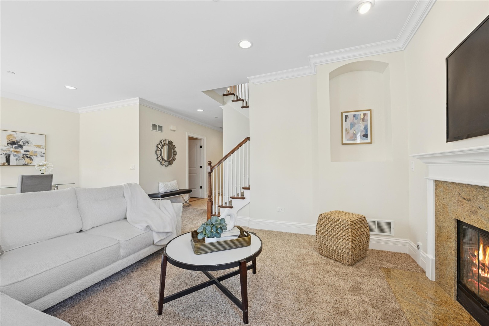 80 W Kennedy Lane #304, Hinsdale, IL 60521