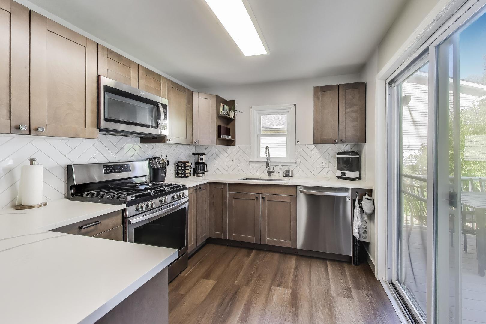 35835 N Benjamin Avenue, Ingleside, IL 60041
