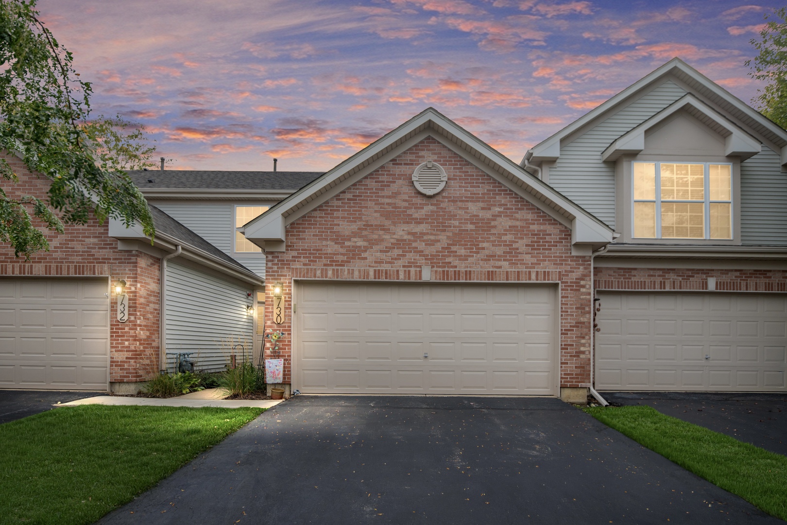 730 Stuarts Drive #730, St. Charles, IL 60174