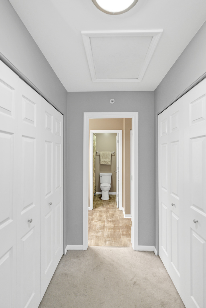 730 Stuarts Drive #730, St. Charles, IL 60174