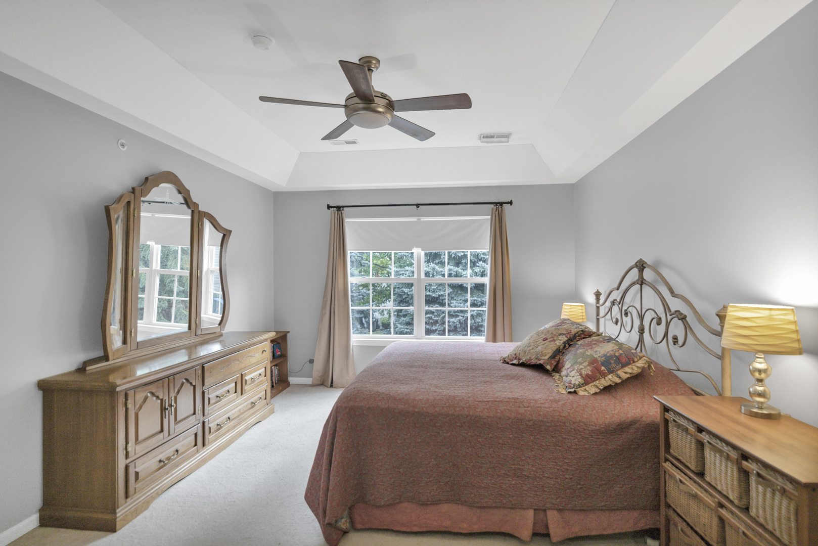 730 Stuarts Drive #730, St. Charles, IL 60174