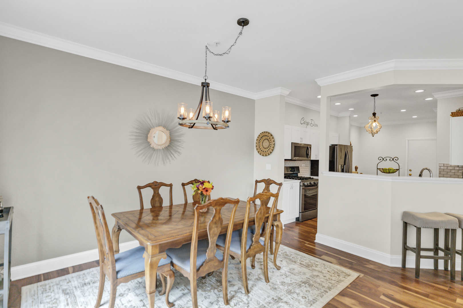 730 Stuarts Drive #730, St. Charles, IL 60174