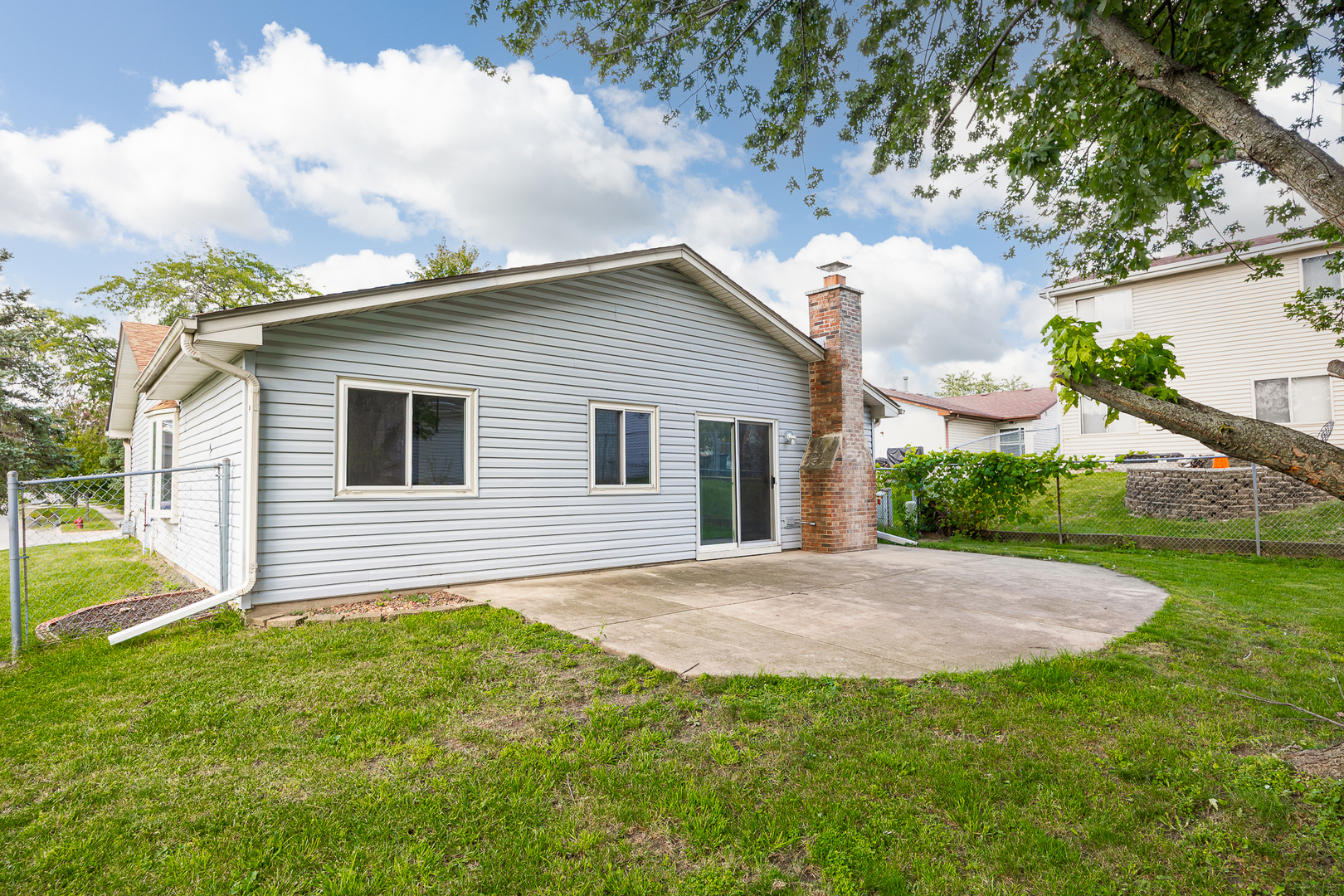 14 Kildeer Court, Woodridge, IL 60517