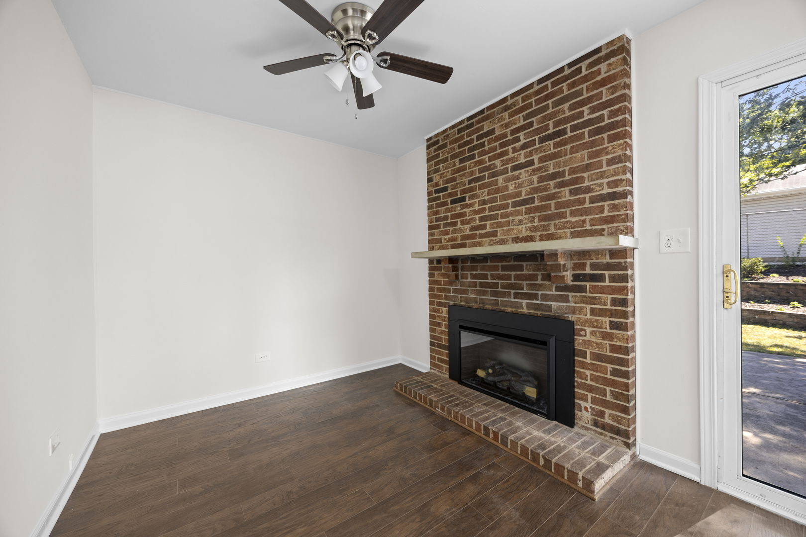 14 Kildeer Court, Woodridge, IL 60517