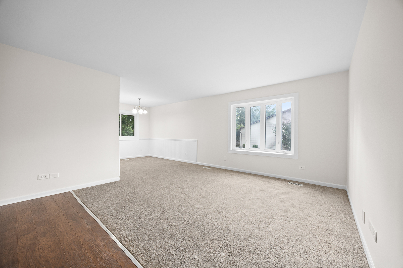 14 Kildeer Court, Woodridge, IL 60517