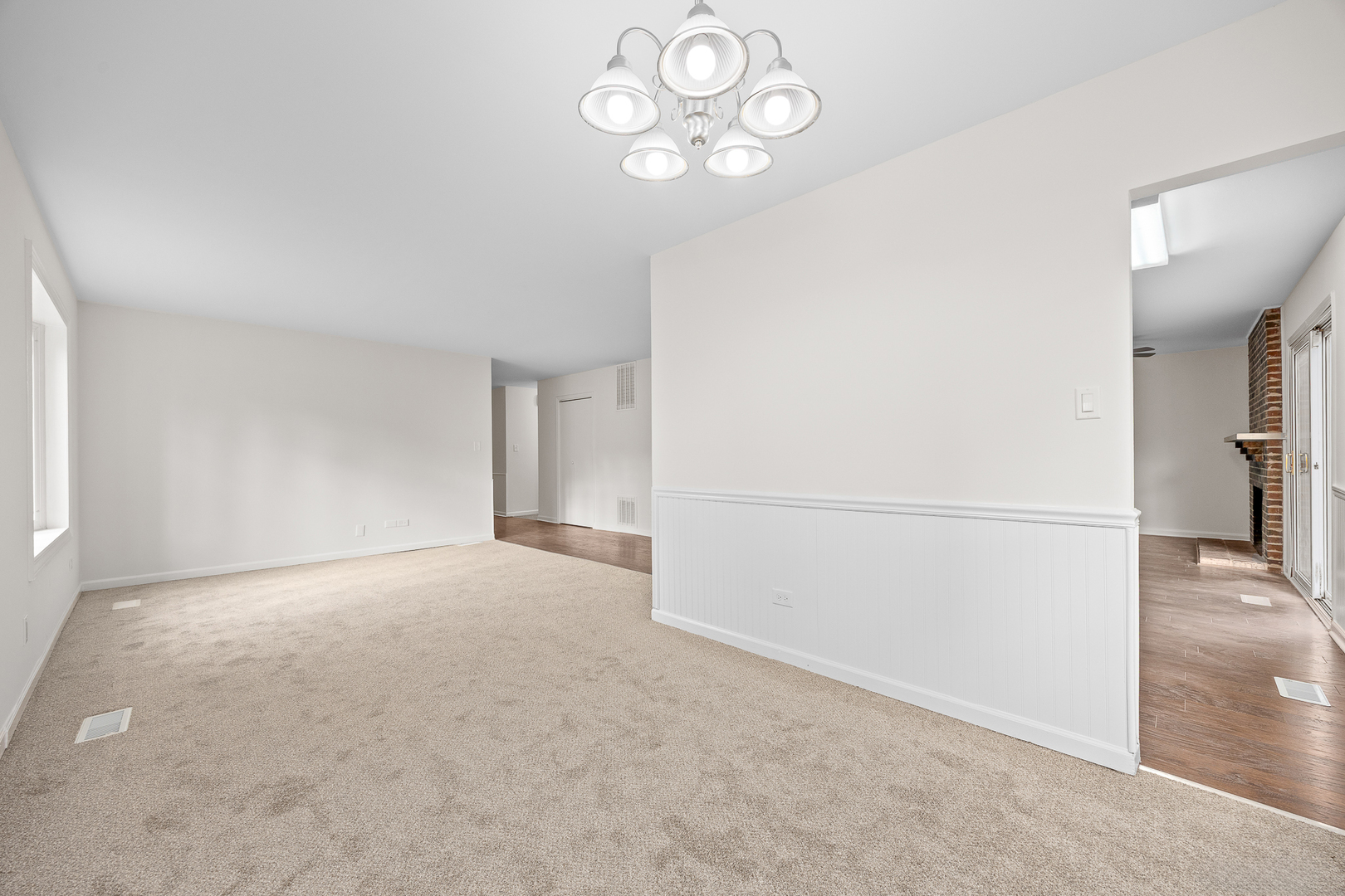 14 Kildeer Court, Woodridge, IL 60517