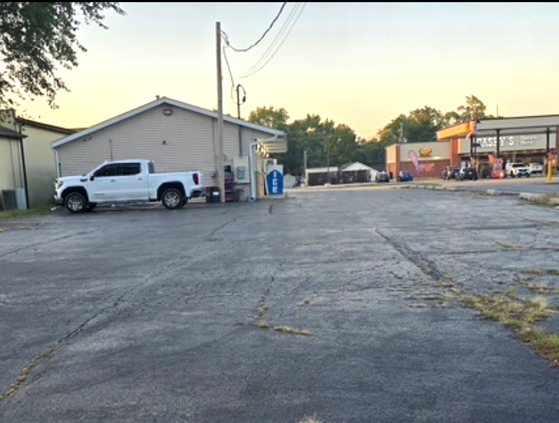 235 E Main Street, Braidwood, IL 60408