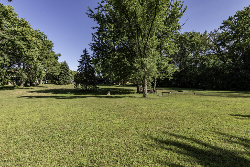 38176 N De Woody Road, Beach Park, IL 60087
