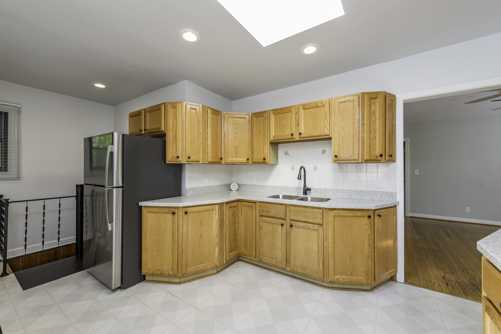 38176 N De Woody Road, Beach Park, IL 60087