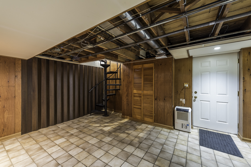 38176 N De Woody Road, Beach Park, IL 60087