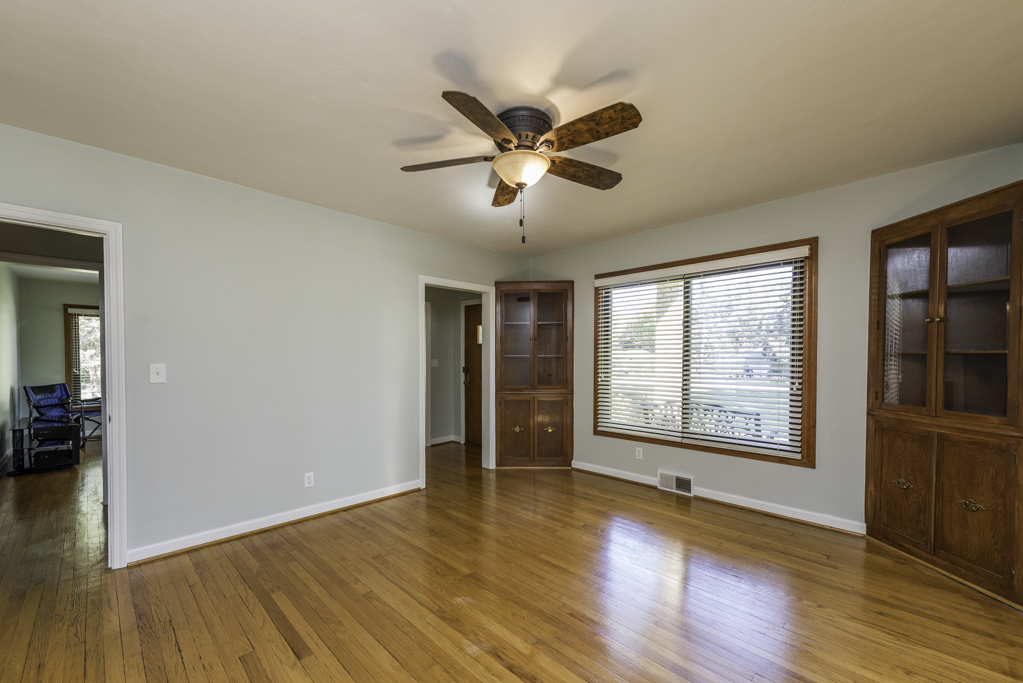 38176 N De Woody Road, Beach Park, IL 60087