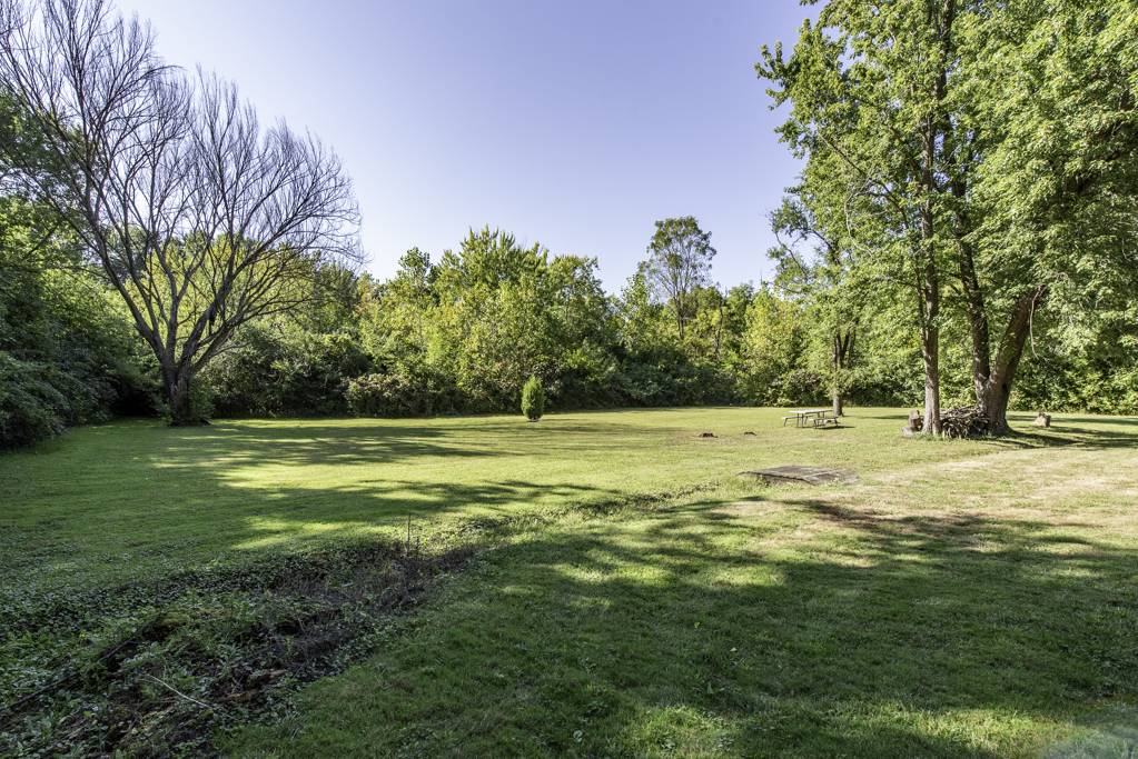 38176 N De Woody Road, Beach Park, IL 60087