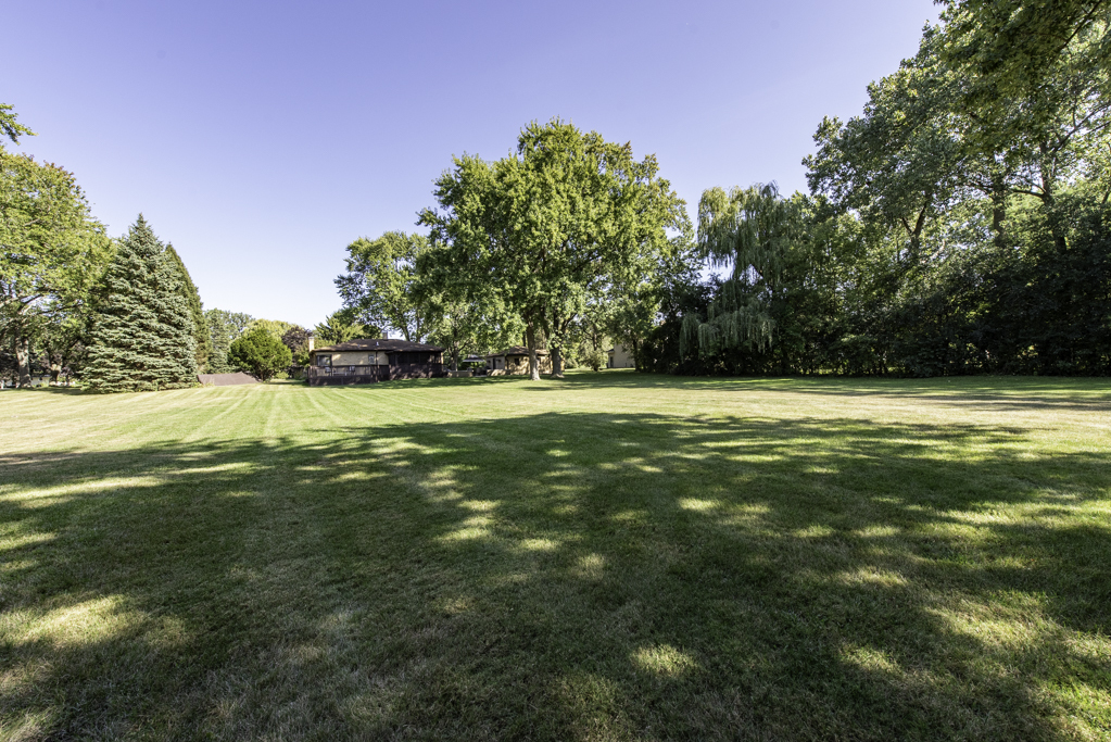 38176 N De Woody Road, Beach Park, IL 60087