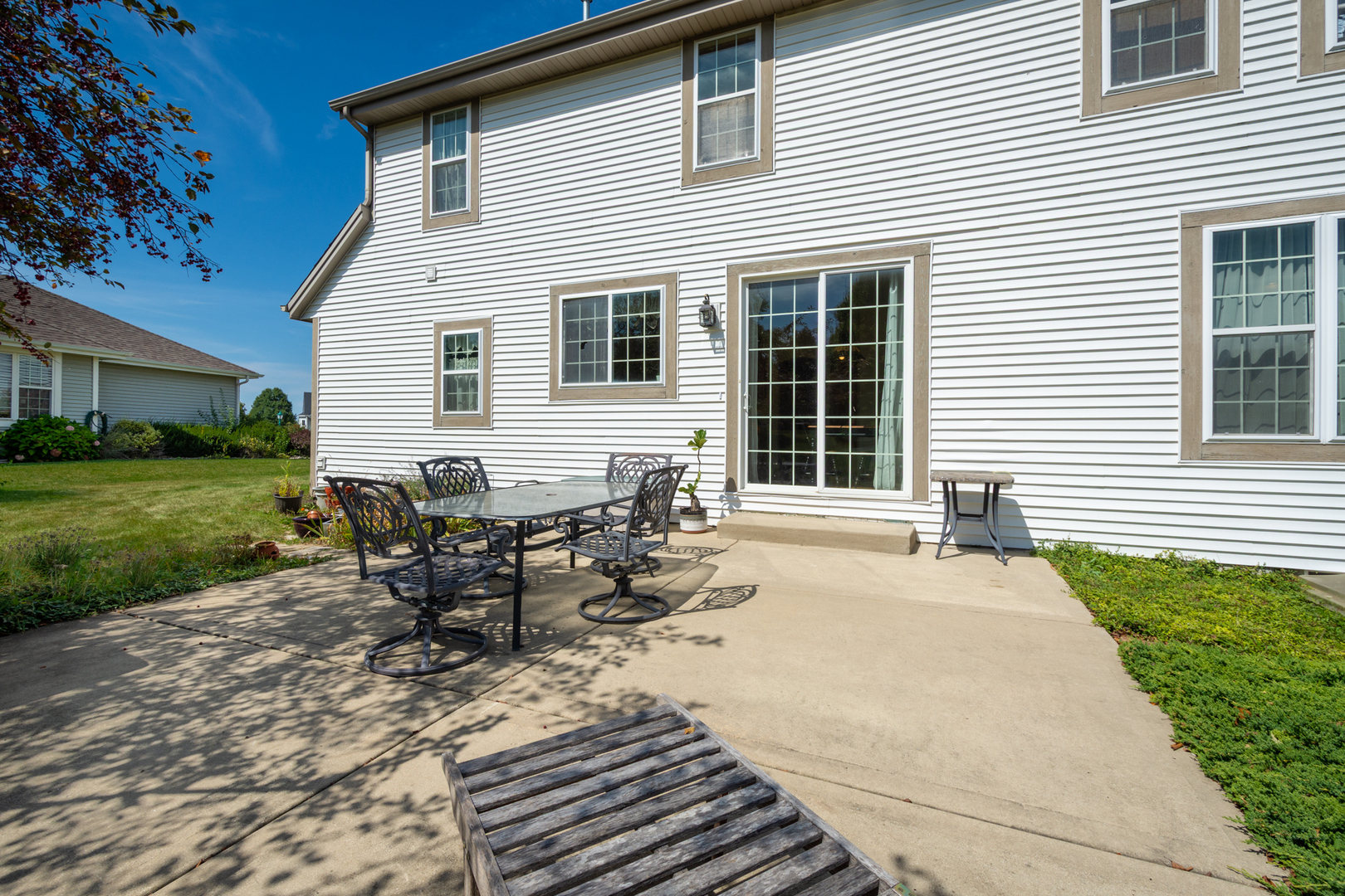 636 Cherrywood Drive, Waterford, WI 53185