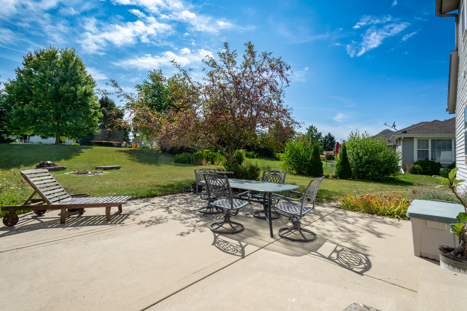 636 Cherrywood Drive, Waterford, WI 53185