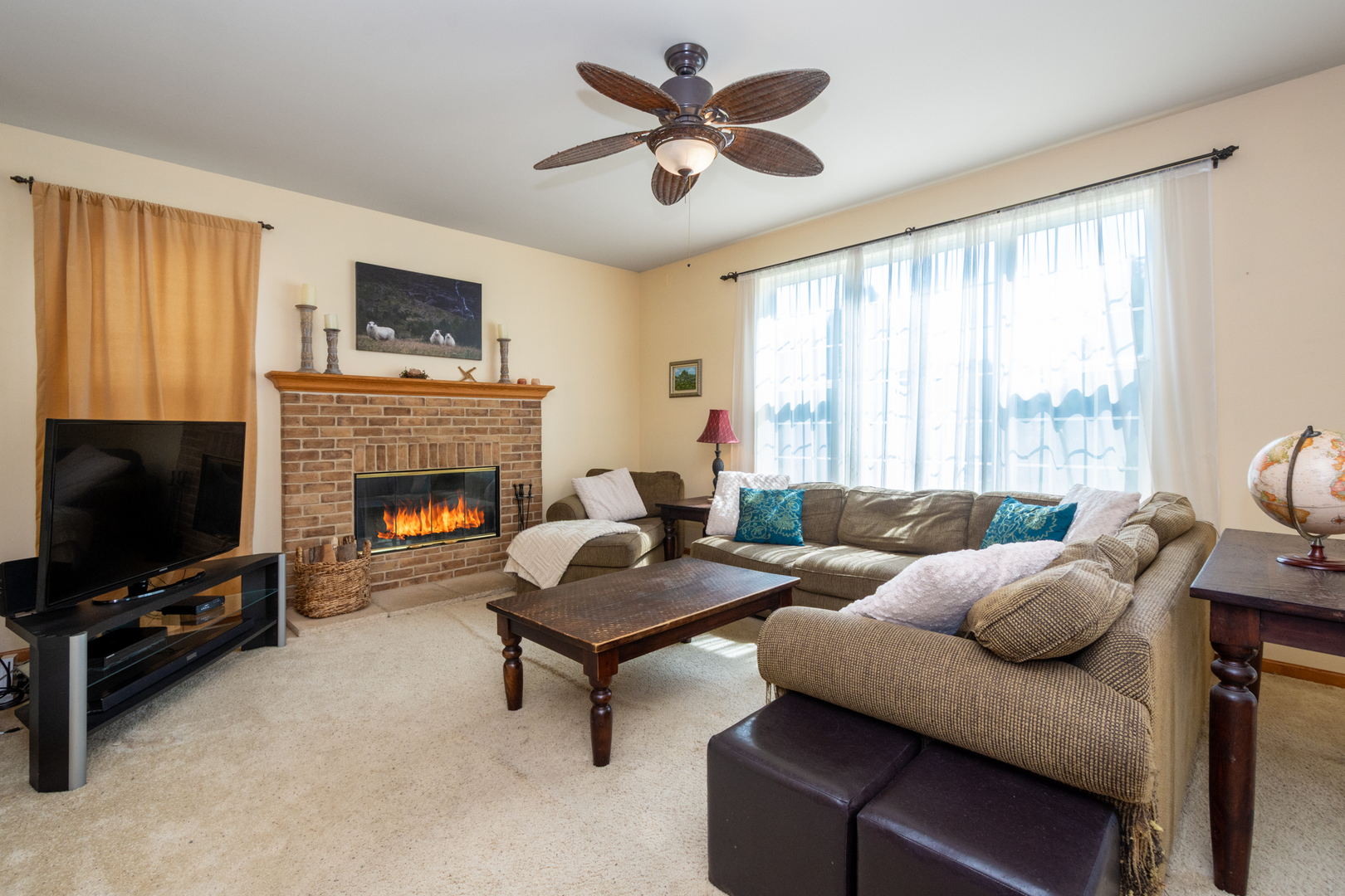 636 Cherrywood Drive, Waterford, WI 53185