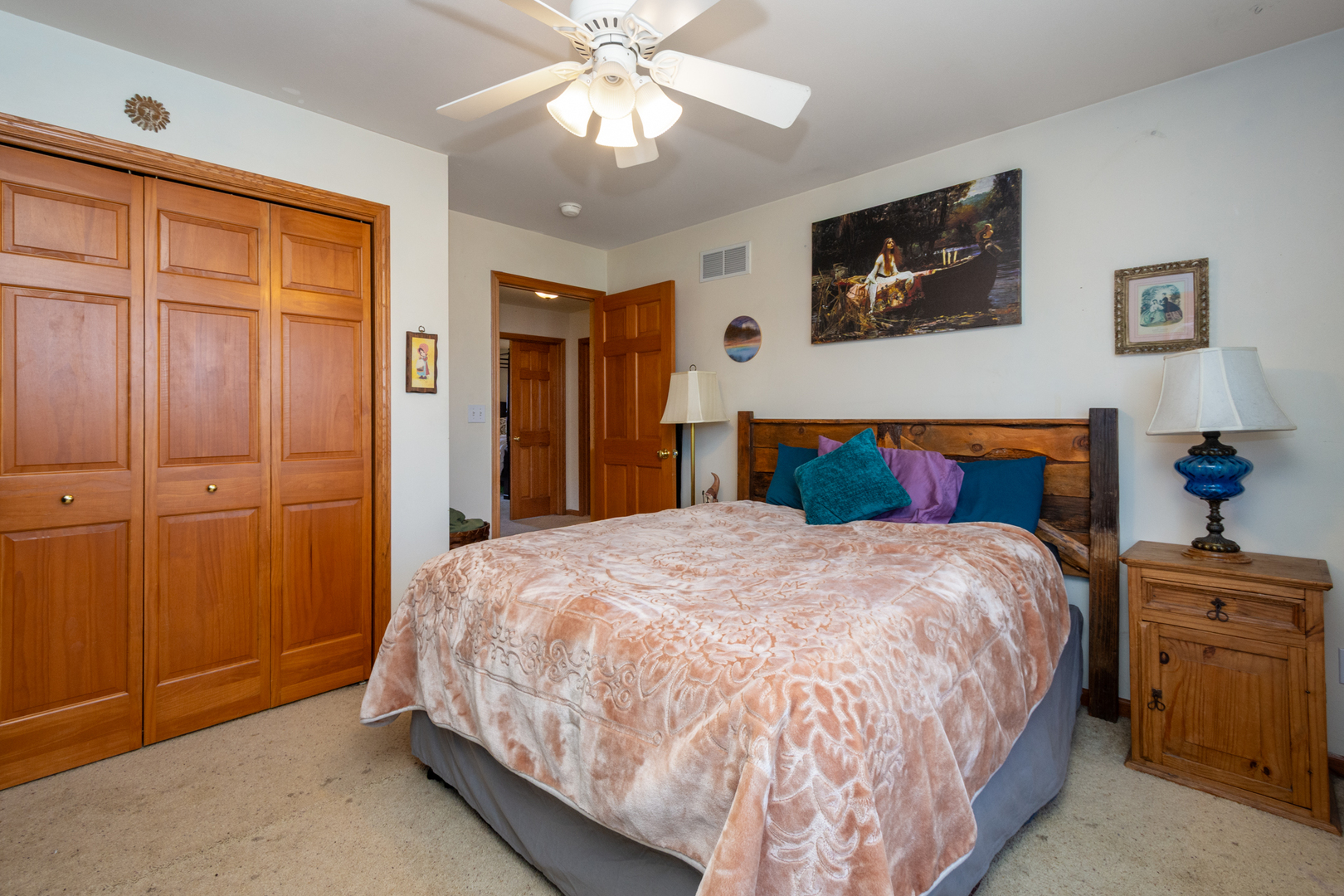 636 Cherrywood Drive, Waterford, WI 53185