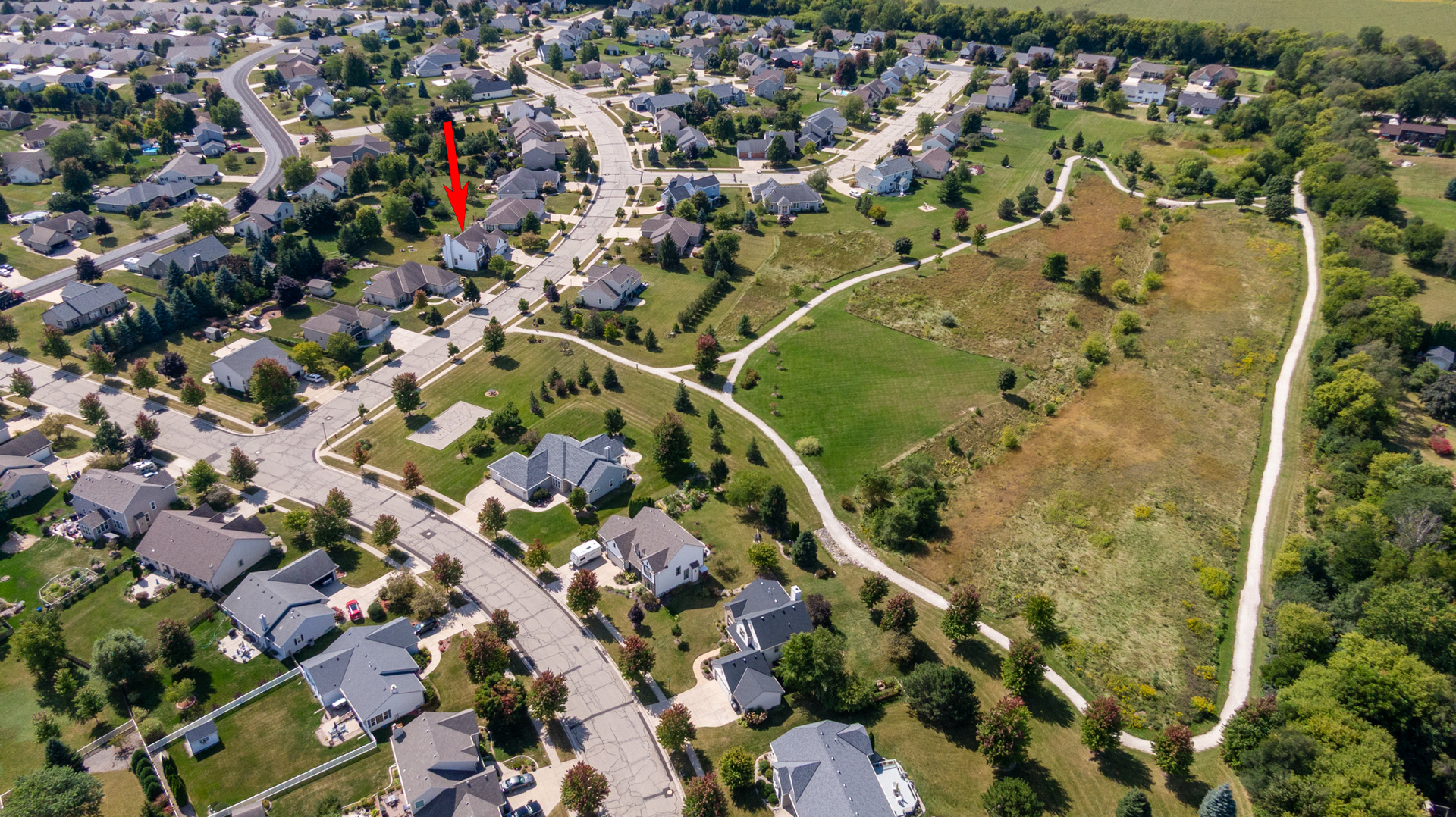 636 Cherrywood Drive, Waterford, WI 53185