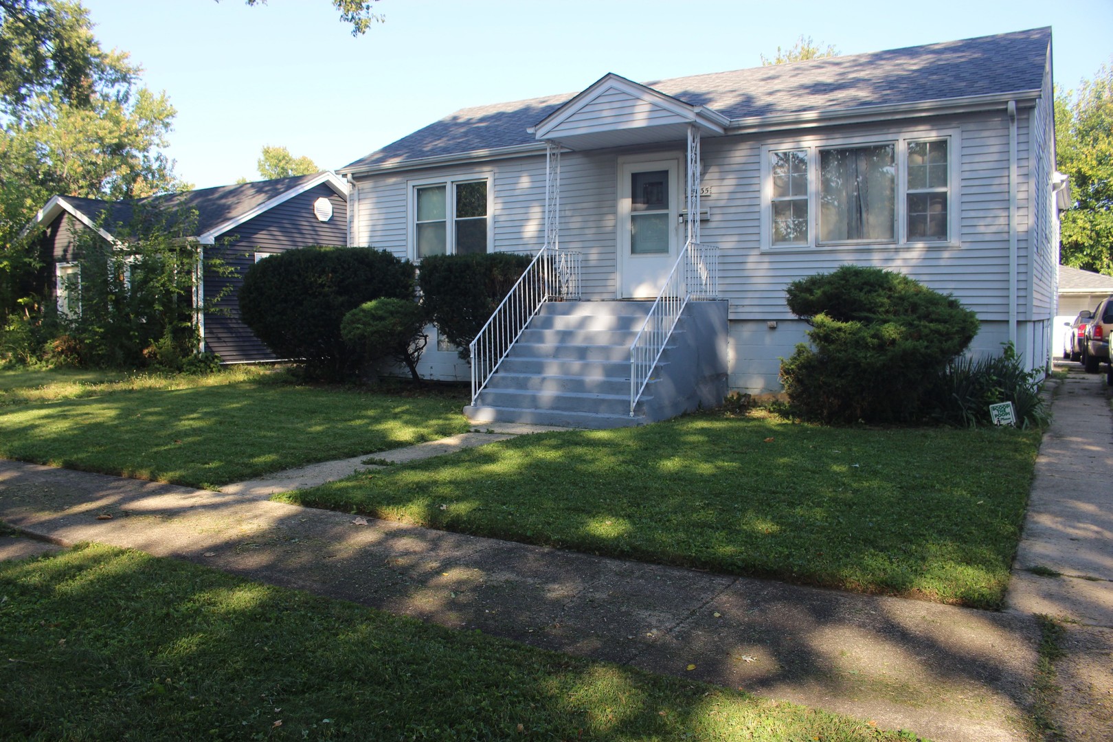 15035 Harding Avenue, Midlothian, IL 60445