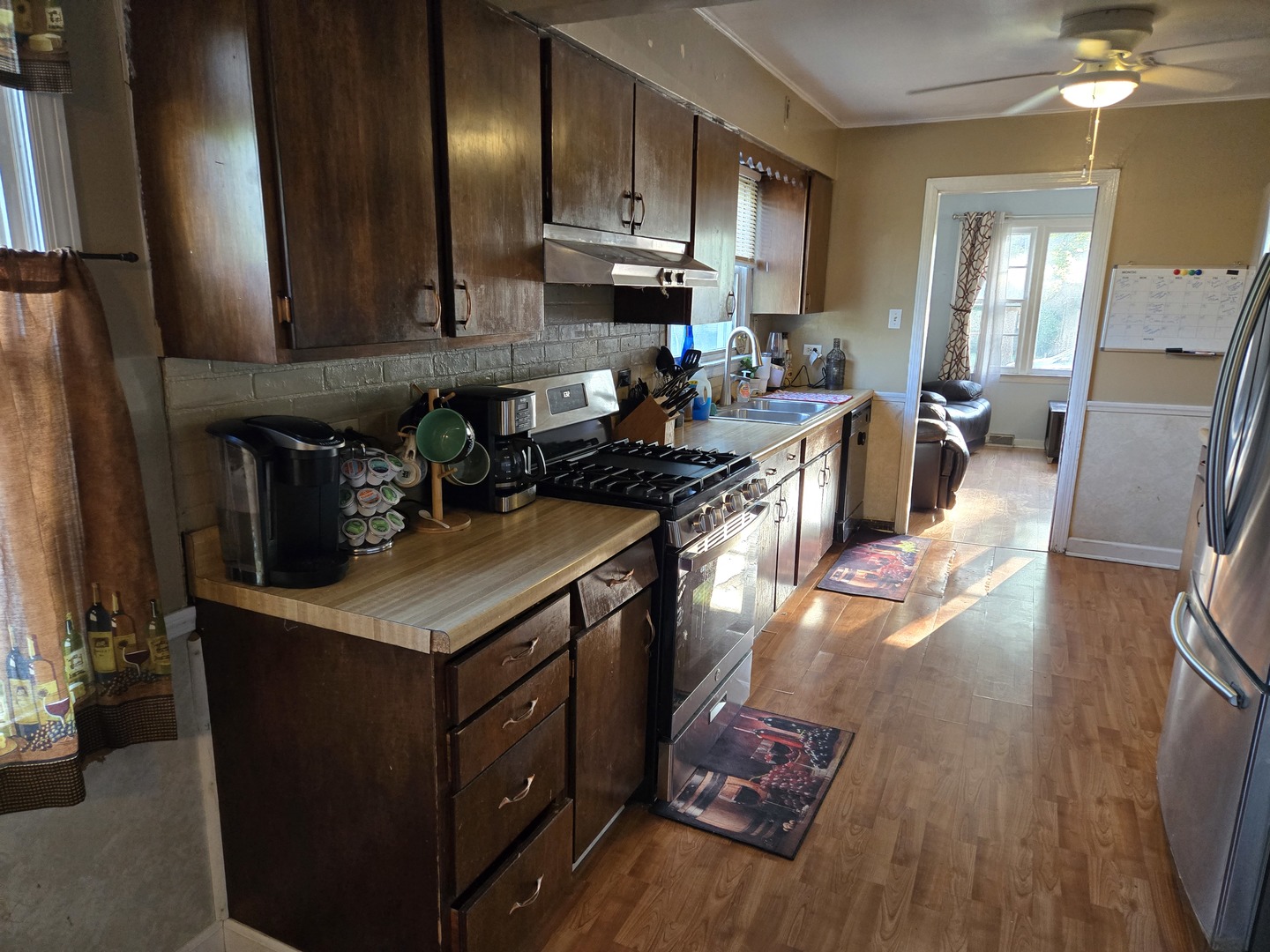 15035 Harding Avenue, Midlothian, IL 60445