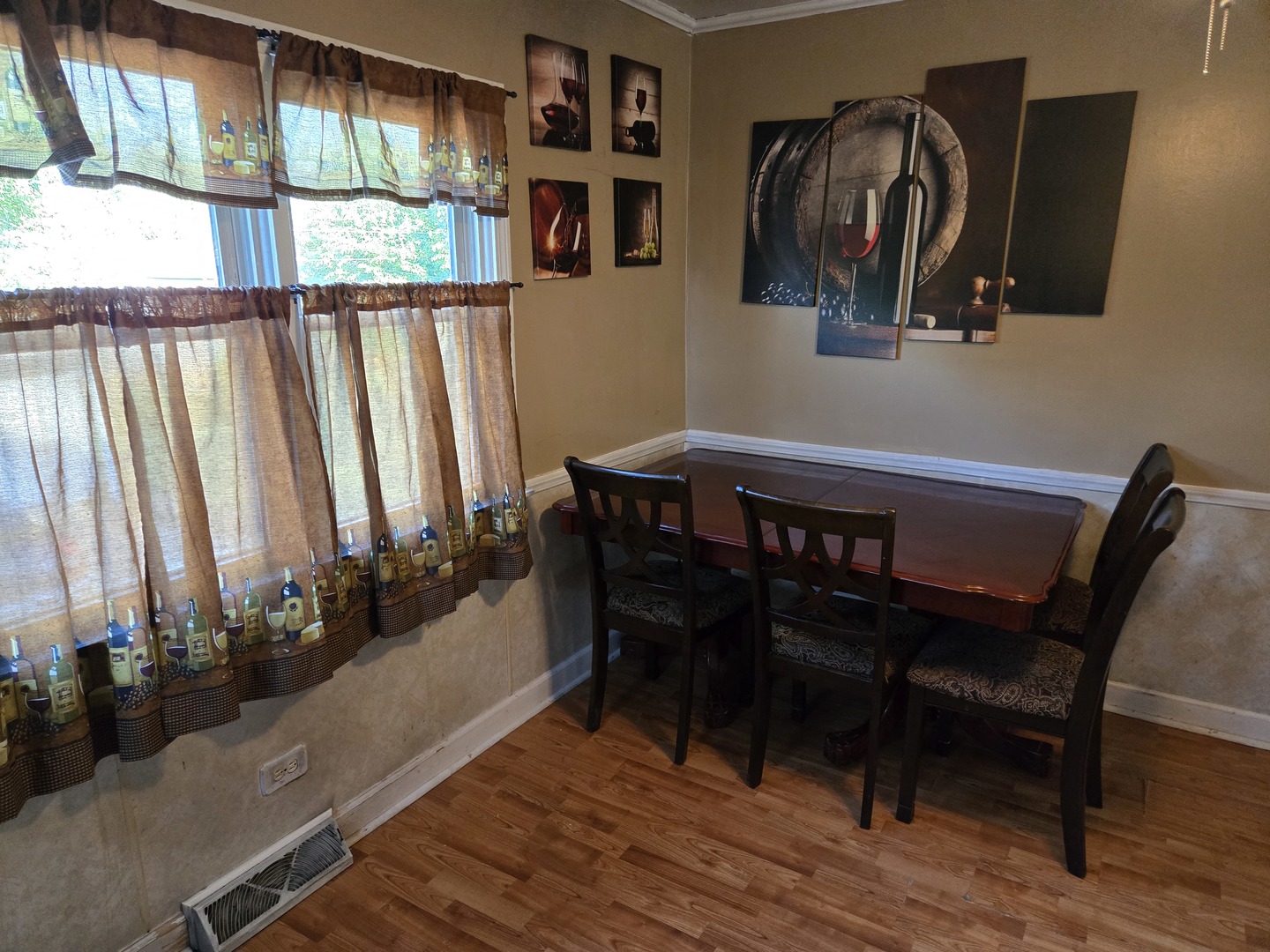 15035 Harding Avenue, Midlothian, IL 60445