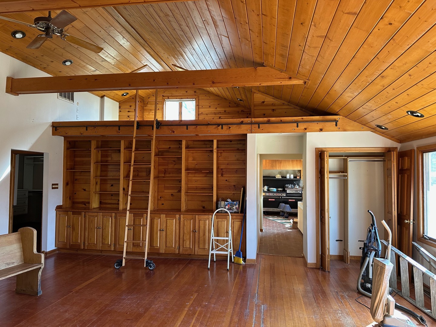 263 Biltmore Drive, North Barrington, IL 60010