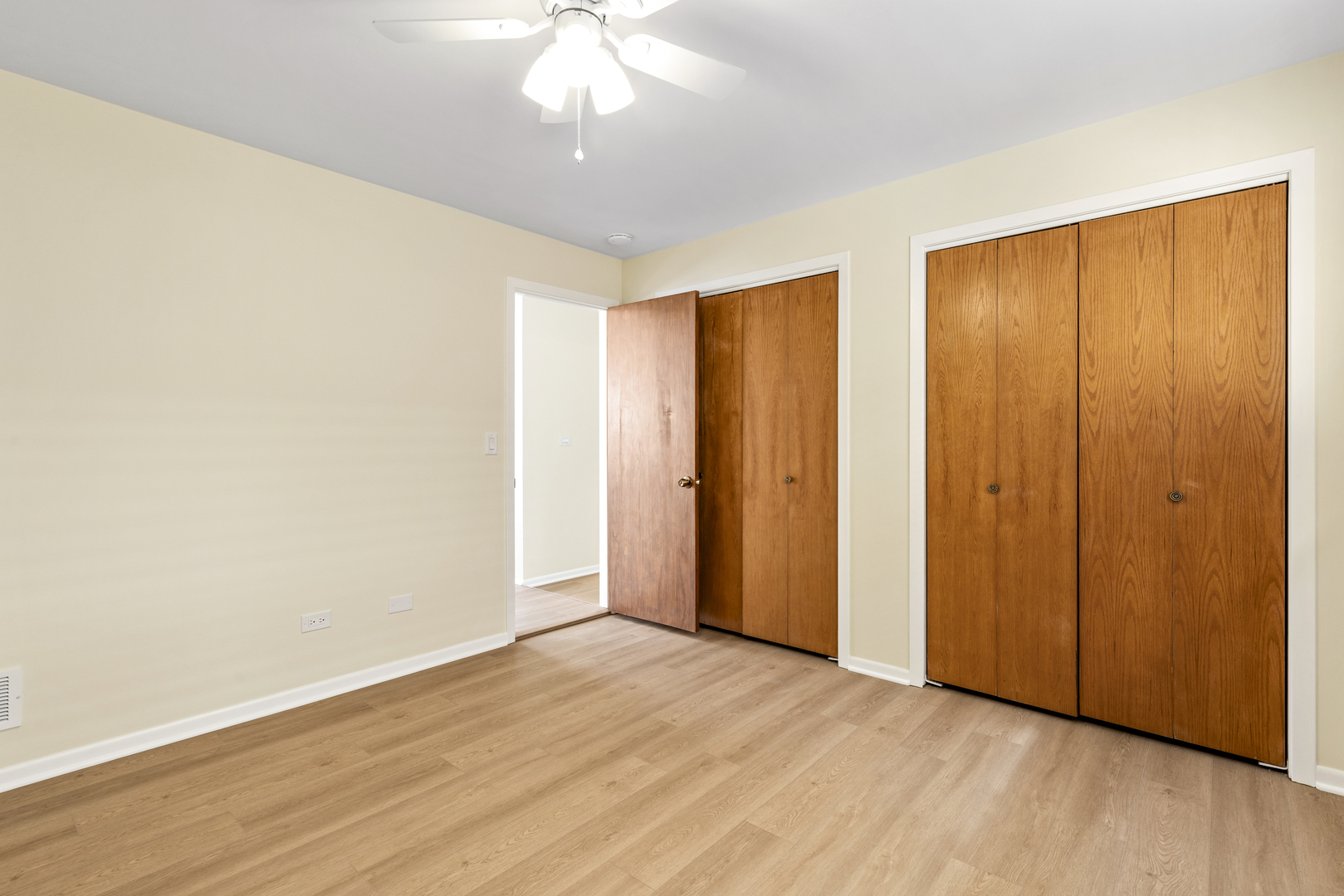 6617 N Northwest Highway #3, Chicago, IL 60631