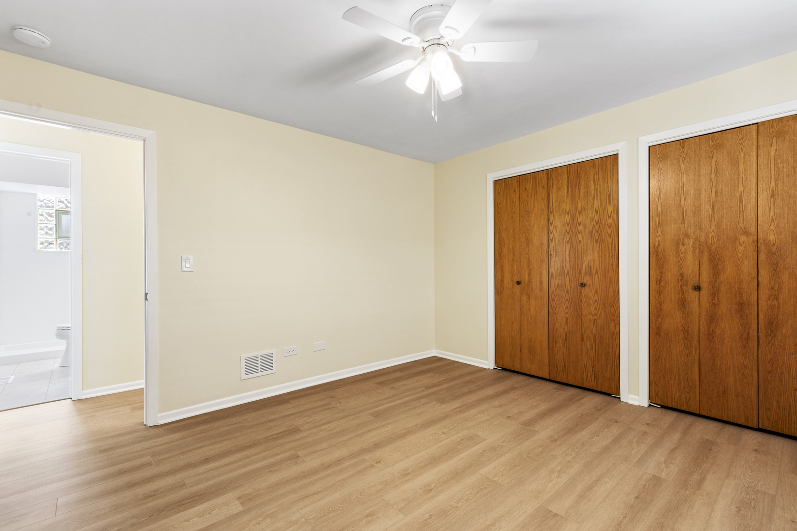 6617 N Northwest Highway #3, Chicago, IL 60631