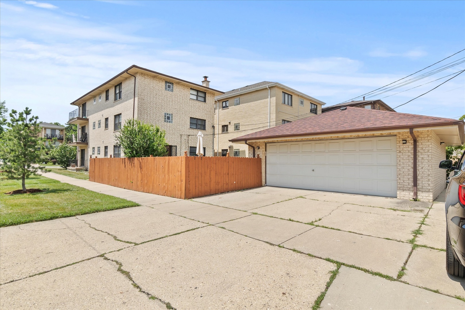6617 N Northwest Highway #3, Chicago, IL 60631