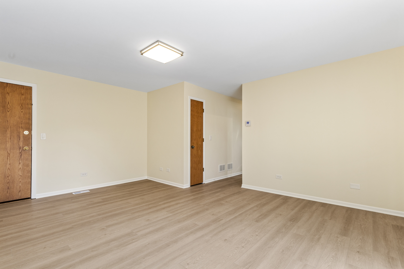 6617 N Northwest Highway #3, Chicago, IL 60631