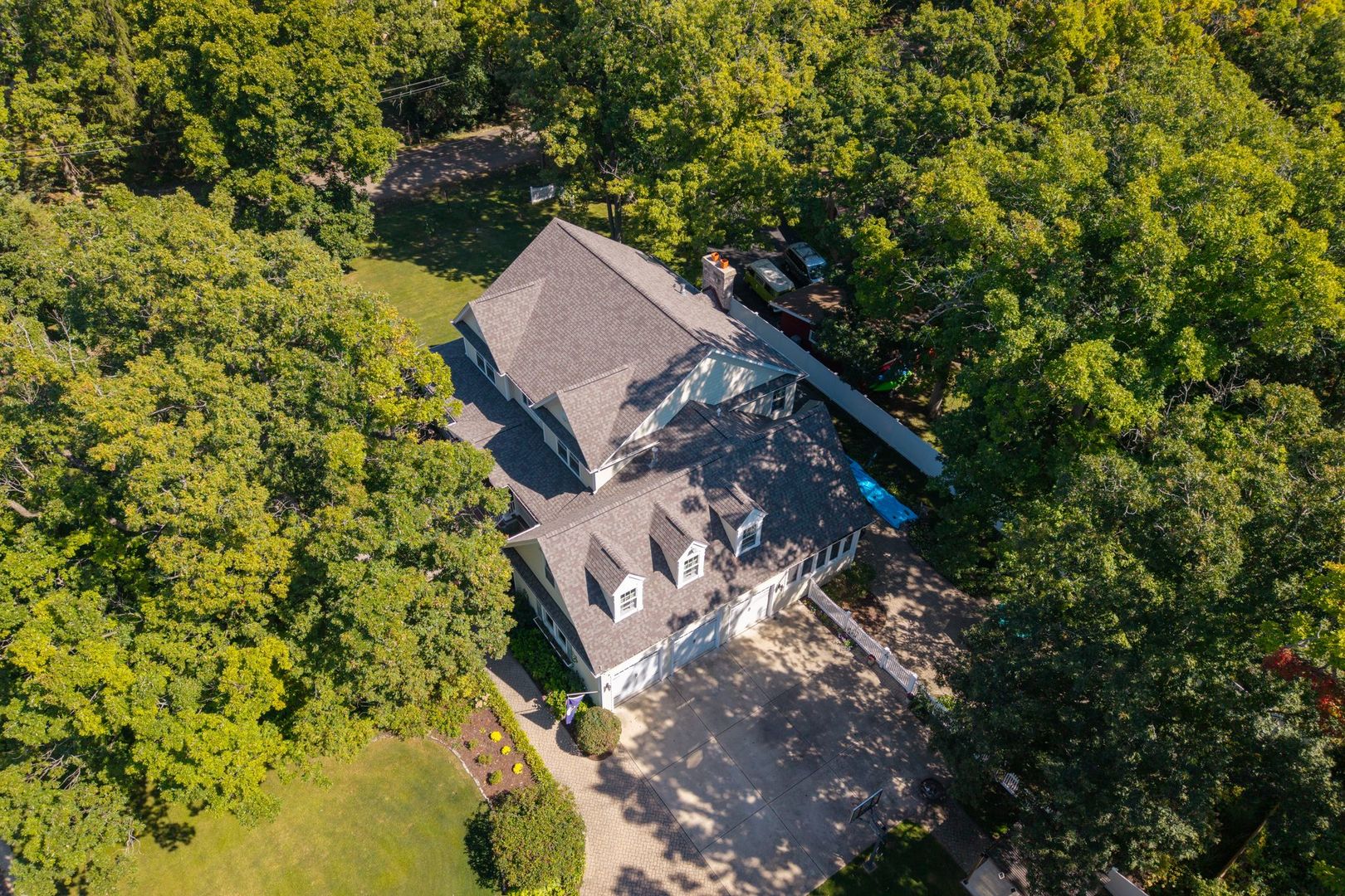 27w773 Beecher Avenue, Winfield, IL 60190