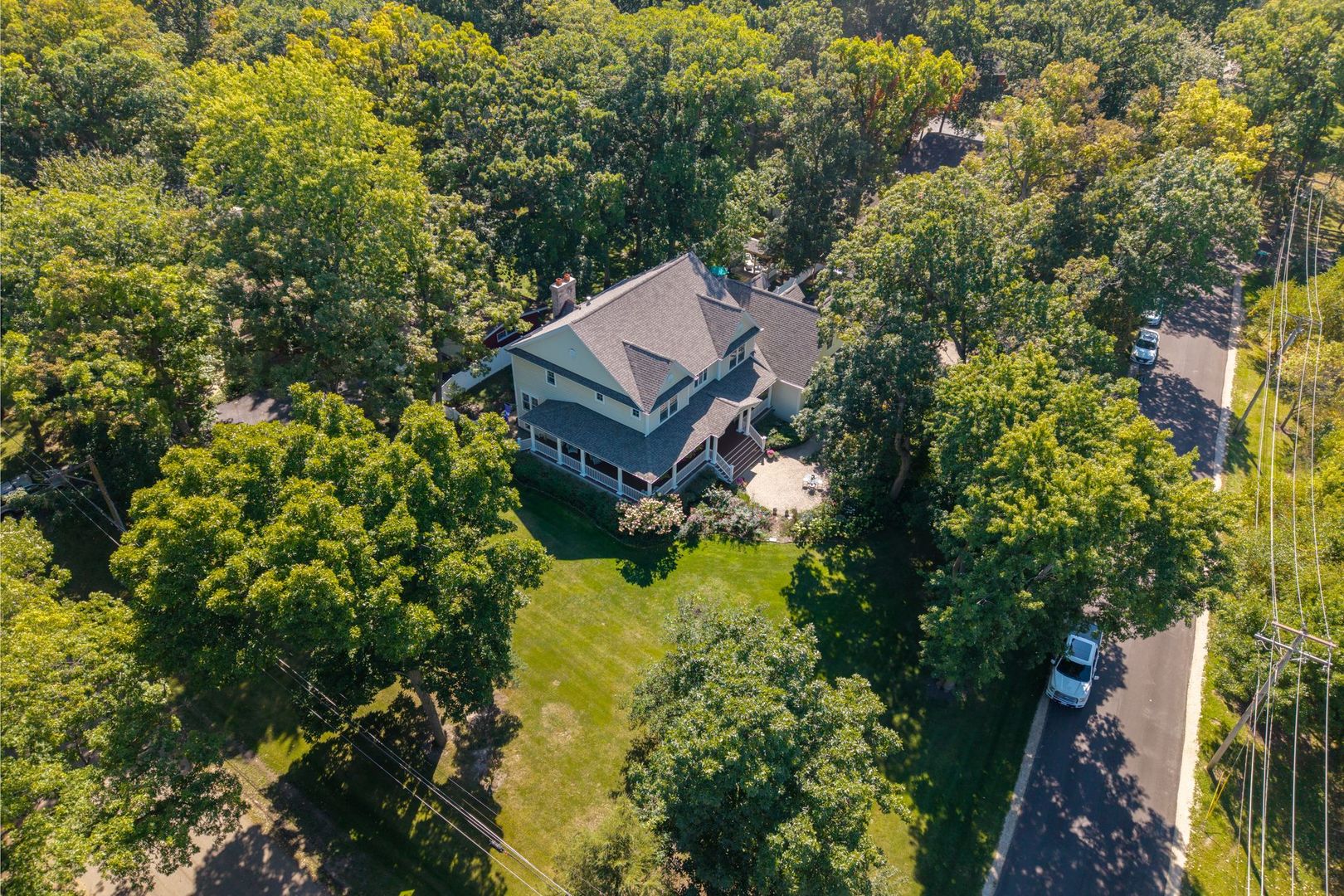 27w773 Beecher Avenue, Winfield, IL 60190