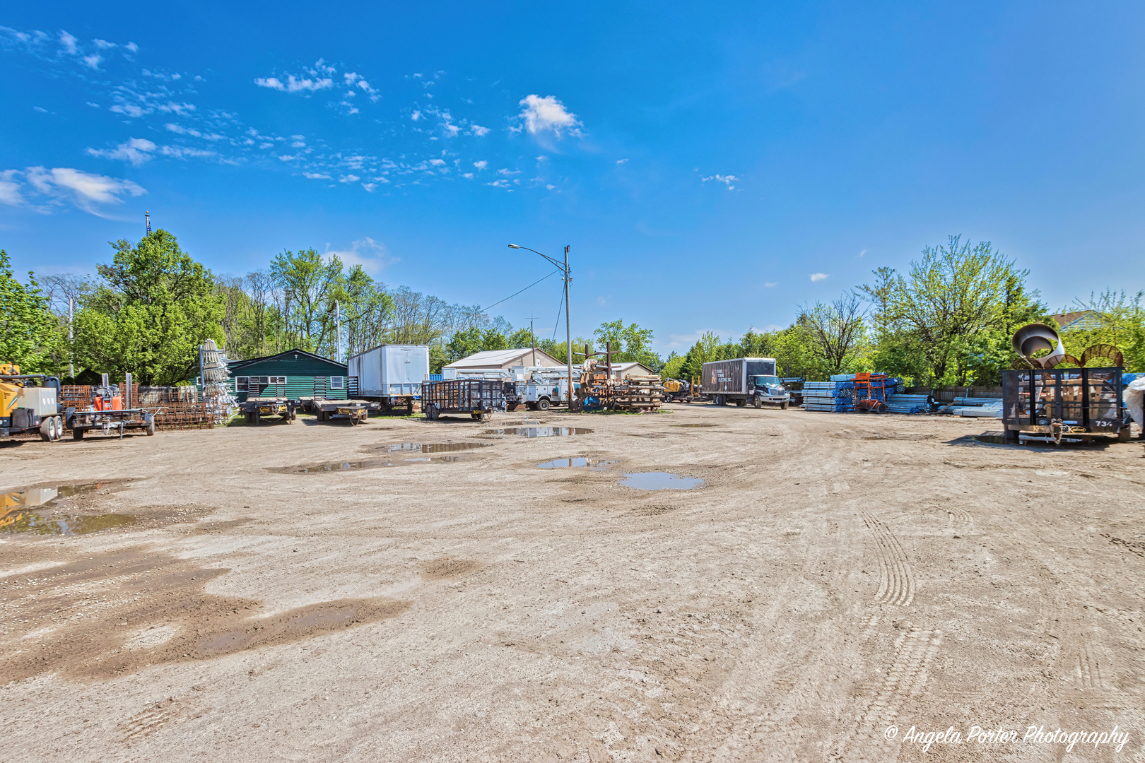 35220 N Il Route 83, Round Lake Beach, IL 60073