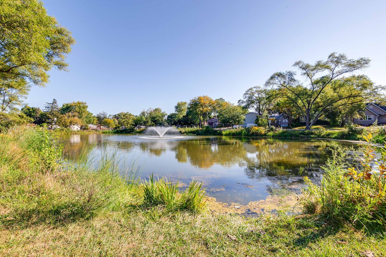 304 E Willow Drive, Round Lake Park, IL 60073
