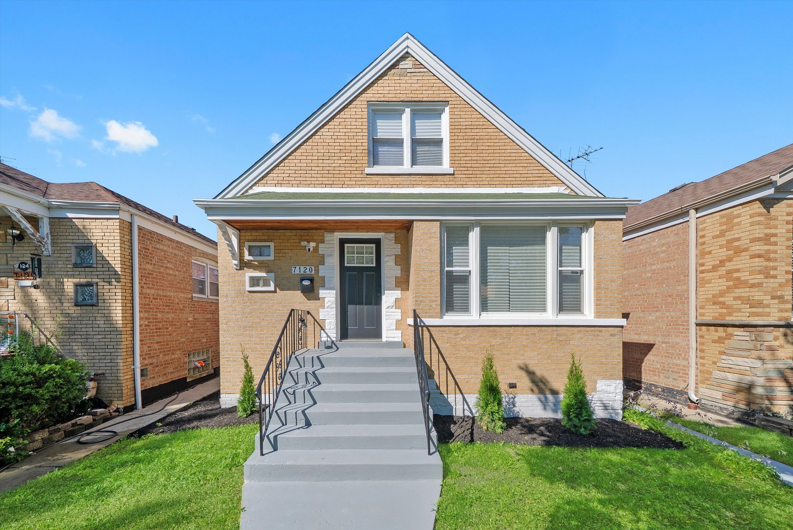 7120 S Lawndale Avenue, Chicago, IL 60629