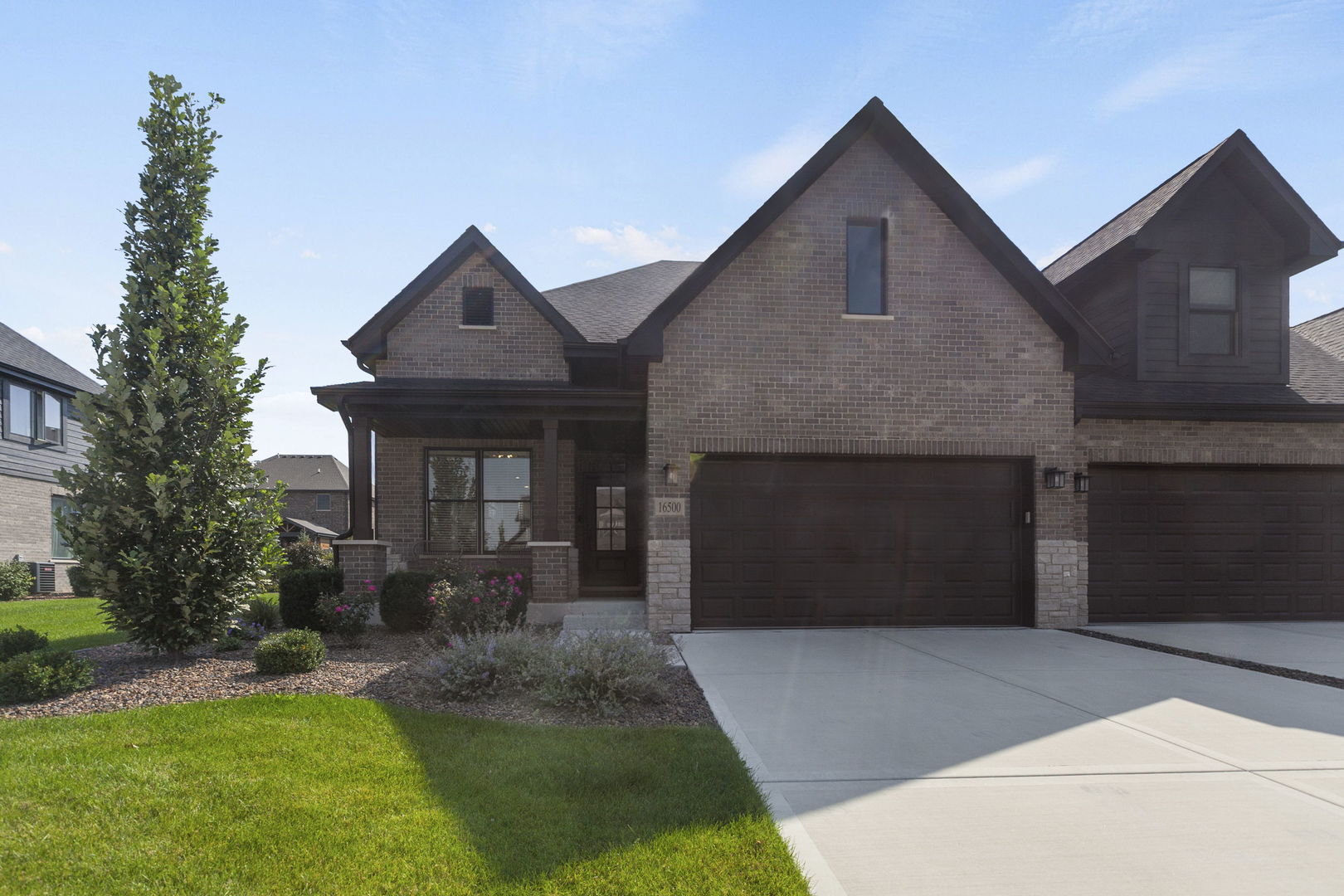 16500 Kayla Drive, Lemont, IL 60439